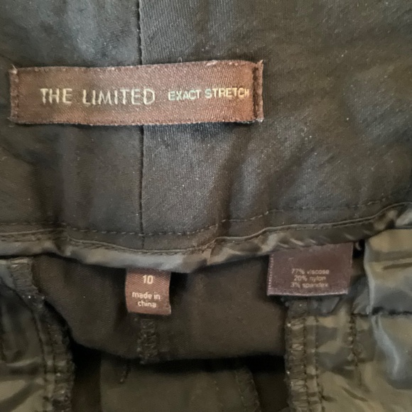 The Limited Exact Stretch Pants in Black - Picture 4 of 8